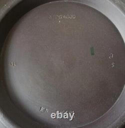 Wedgwood black jasperware bowl 1963, 20cm, classic Sacrifice to Ceres pattern
