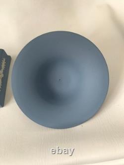 Wedgwood blue jasperware large Campagna Vase in Excellent Condition
