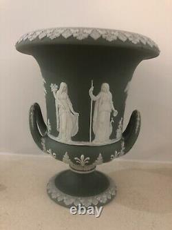 Wedgwood green jasperware urn 11.5 LARGE