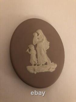 Wedgwood lilac plaque early 20th Pram insert