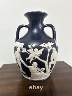 Wedgwood portland Vase Full Size 19th Century Jasperware Portland Vase 26cm