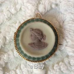Wedgwood tricolor lilac, sage, white 1 jasperware cameo necklace/pin in 9K gold