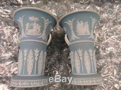 1864 Wedgwood Pottery Trompette Vase Trinket (s) 3 1/2 Bleu Jasperware