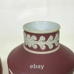 19ème Siècle Wedgwood Crimson Jasperware Tea Caddy