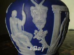 19ème Siècle Wedgwood Vase Bleu Jasperware'portland ' 13cm