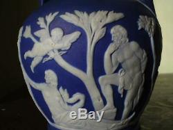 19ème Siècle Wedgwood Vase Bleu Jasperware'portland ' 13cm