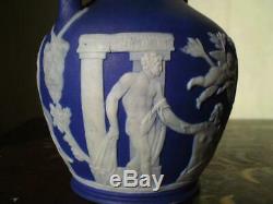 19ème Siècle Wedgwood Vase Bleu Jasperware'portland ' 13cm