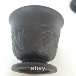 2 X Wedgwood Basalt Black Jasperware Coupes D'oeufs Pattern Patrician Très Bon Condit