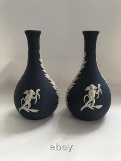 2 vases posy Wedgwood en jaspe bleu Portland en excellent état