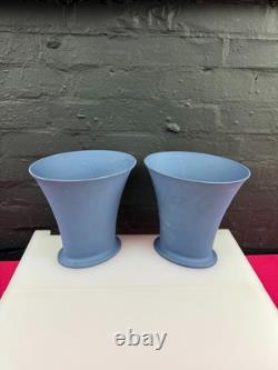 2 x Vase en porcelaine Jasper Wedgwood bleu Portland 9,75 pouces de haut extra large 9,5 paire