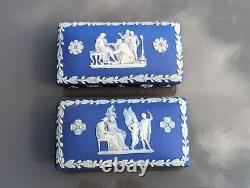 2x Boîte en jaspe Wedgwood antique du 19e siècle avec figures bleues et allume-bougies