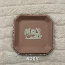 5 soucoupes à épingles en jaspe Wedgwood rose, plateau à bibelots, assiette vintage, lot en vrac