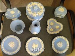 9 VASE, ASSIETTES, PLAT ENFERMÉ, BOÎTES À BIJOUX WEDGEWOOD Jasperware BLEU COLLECTEURS
