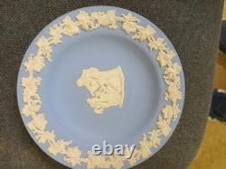 9 VASE, ASSIETTES, PLAT ENFERMÉ, BOÎTES À BIJOUX WEDGEWOOD Jasperware BLEU COLLECTEURS