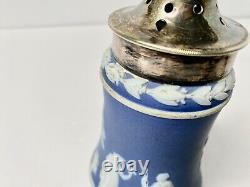 Ancien Shaker à sucre en jaspe bleu foncé de Wedgwood avec couvercle