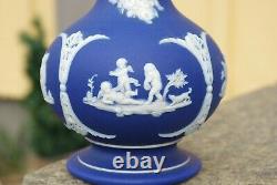 Ancien Vase Wedgwood Deep Blue Jasperware Angleterre