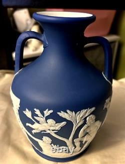 Antique C1850 Wedgwood Dark Blue Dip Jasperware 7.25 Portland Vase Rare NICE<br/>
	

	 <br/> 	Antique C1850 Wedgwood Dark Blue Dip Jasperware 7.25 Portland Vase Rare NICE