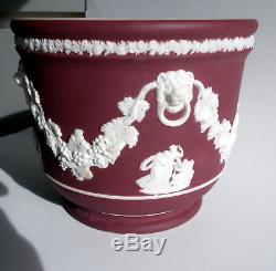 Antique Crimson Trempette Jardinière Tête De Lion Jardinière Wedgwood Jasperware