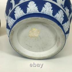 Antique Fin 19ème Siècle Wedgwood Bleu Foncé Jasperware 7 1/8 Cache Pot Planter