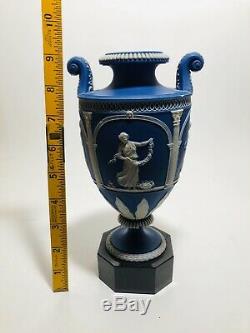 Antique Turner James Neale (c. 1760-1803) Vase Urne Jasperware Wedgwood Style