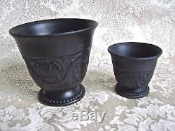 Antique Wedgwood Black Basalt Jasperware Open Sugar Bowl, Gobelets À Sel Et À Oeufs