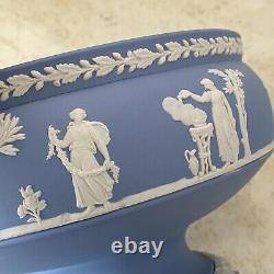 Antique Wedgwood Blue Jasper Ware Large 8 Augurs Bowl Conjurant Vase À Pied