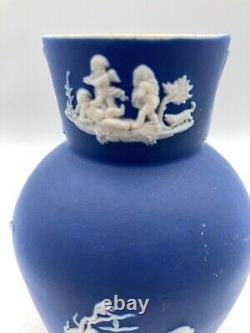 Antique Wedgwood Dark Blue Jasperware Vase Sacrifice À La Paix Plongée D'achille