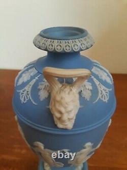 Antique Wedgwood Light Blue Jasperware Dancing Hours 6 1/4 Urn Vase 18 Siècle