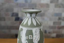 Antique Wedgwood Sage Bleu Jasper Ware 8 Apollo Et Muses Trophy Vase (c. 1900)