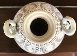 Antiquités Au Début Du 19ème Siècle Wedgwood Lilac Jasper Dip Vase And Cover Jasperware