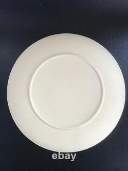 Assiette en jaspe jaune Wedgwood motif Primevère en excellent état