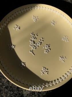 Assiette large de 8' en jaspe Prunus jaune primevère Wedgwood