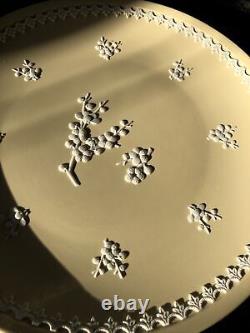 Assiette large de 8' en jaspe Prunus jaune primevère Wedgwood