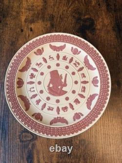 Assiette trophée Wedgwood Égyptienne Ankhesenamun en Jasperware Primrose édition limitée 500