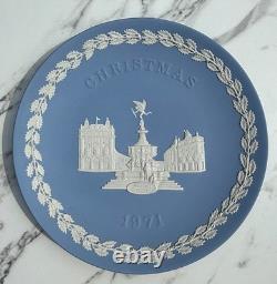 Assiettes de Noël Wedgwood Jasperware Ensemble Complet de 20 Ans 1969-1988, Angleterre