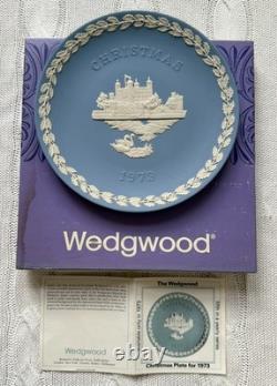 Assiettes de Noël Wedgwood Jasperware Ensemble Complet de 20 Ans 1969-1988, Angleterre