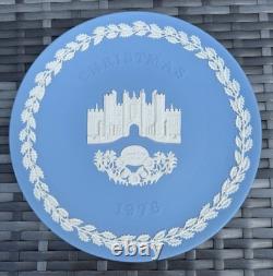 Assiettes de Noël Wedgwood Jasperware Ensemble Complet de 20 Ans 1969-1988, Angleterre