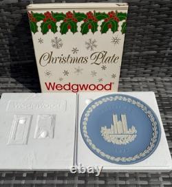 Assiettes de Noël Wedgwood Jasperware Ensemble Complet de 20 Ans 1969-1988, Angleterre