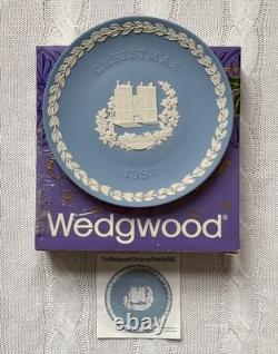 Assiettes de Noël Wedgwood Jasperware Ensemble Complet de 20 Ans 1969-1988, Angleterre
