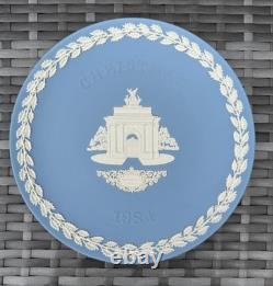 Assiettes de Noël Wedgwood Jasperware Ensemble Complet de 20 Ans 1969-1988, Angleterre