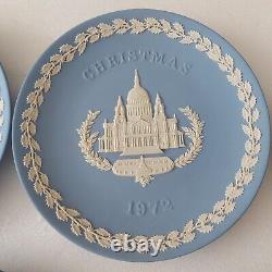 Assiettes de Noël de Londres en jaspe bleu Wedgwood 1969-1980 x 12