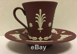 Baisse De Prix Plus! Crimson (wine) Demi-tasse Et Soucoupe Wedgwood, Série Prestige