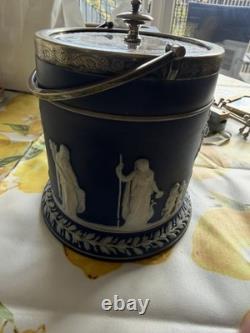Biscuitière en jaspe bleu foncé antique Wedgwood avec couvercle en argent Mappin & Webb