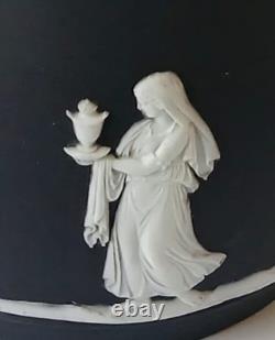 Bocal en biscuit noir en jaspe Wedgwood