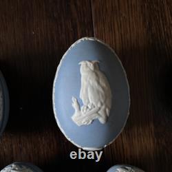 Boîte à bibelots en forme d'œuf en jasperware Wedgewood
