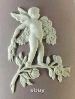 Boîte à bijoux en forme d'œuf en jaspe lilas Wedgwood, Saisons