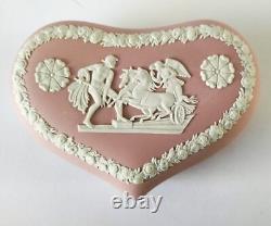 Boîte à bijoux en jaspe rose Wedgwood en forme de cœur