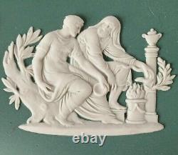 Boîte à bijoux en jaspe vert sarcelle Wedgwood en forme de cœur