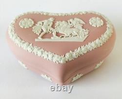 Boîte à bijoux en jasper rose Wedgwood en forme de cœur