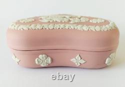 Boîte à bijoux en jasper rose Wedgwood en forme de cœur